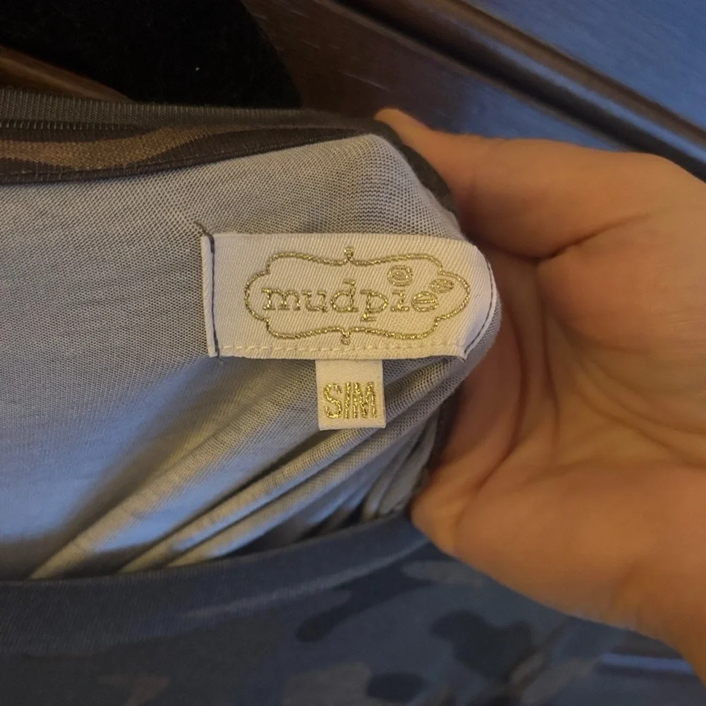 Mud Pie Camouflage Tunic Top - Picture 2 of 2